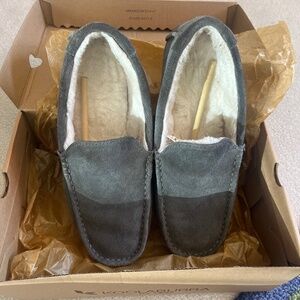 Ugg slippers